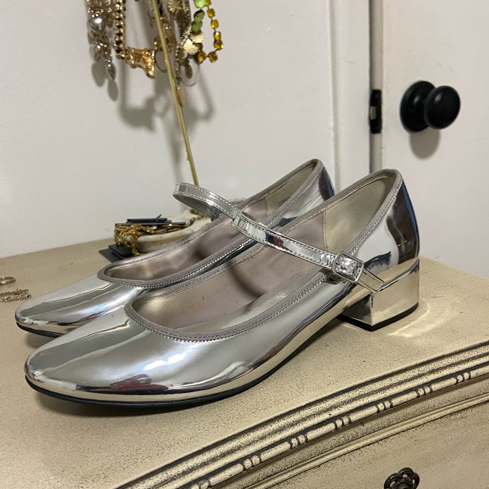 Silver Mary Jane flats